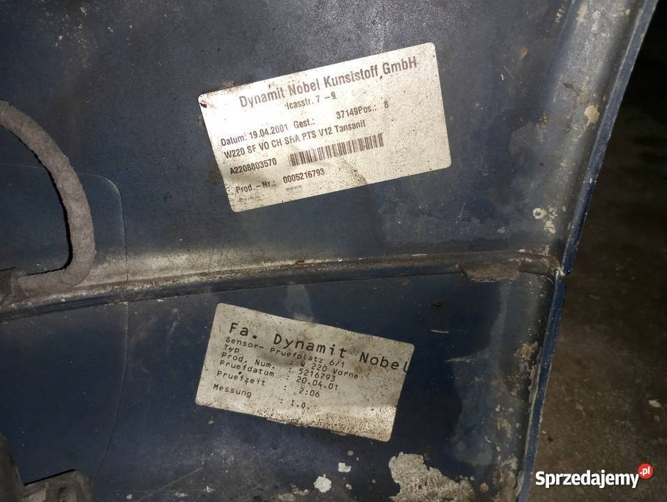 MERCEDES S KLASA W220 9802 ZDERZAK PRZÓDCAŁY Rok produkcji 2001 Tarnów sprzedam
