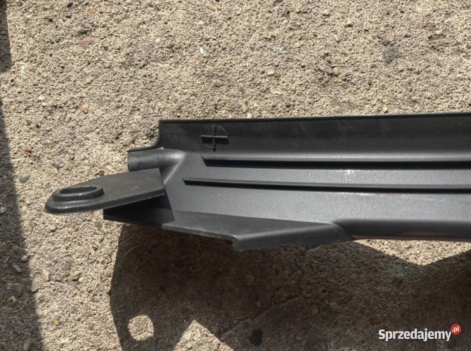 Listwa nakładka progowa wewnętrzna prawy tył BMW śląskie Żory sprzedam