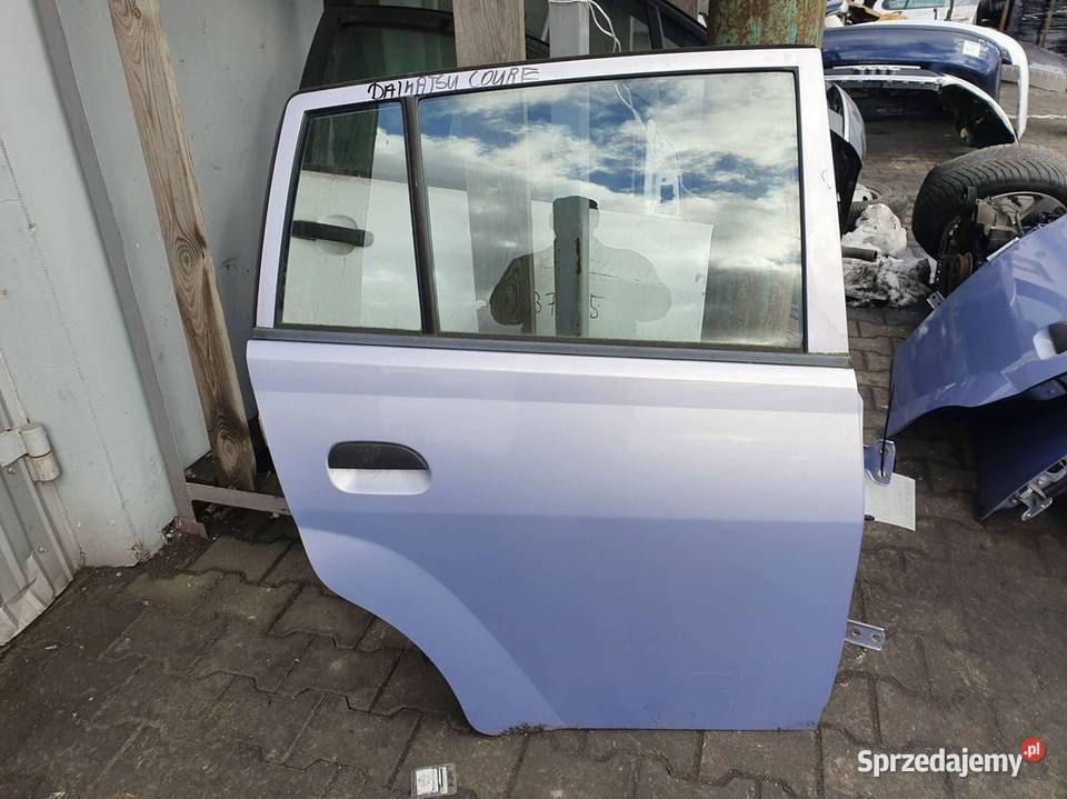 DRZWI PRAWE TYŁ DAIHATSU CUORE II sprzedam