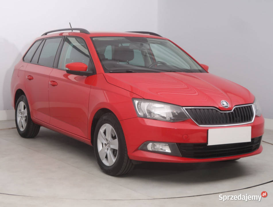 Skoda Fabia 12 TSI czerwony Bielany Wrocławskie
