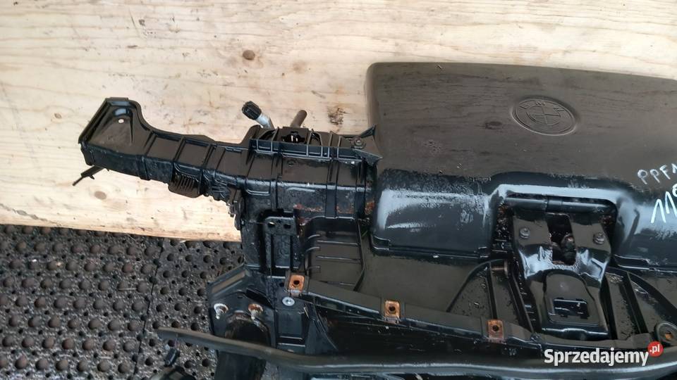 BMW E87 19B PAS PRZEDNI KOMPLET AUTOMAT osobowe wielkopolskie Zbierkowo