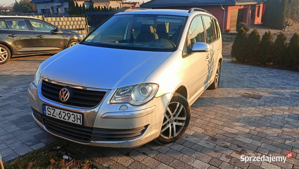 VW TOURAN 20 TDI 140 AUTOMAT 2006r 270 Touran Ziemięcice