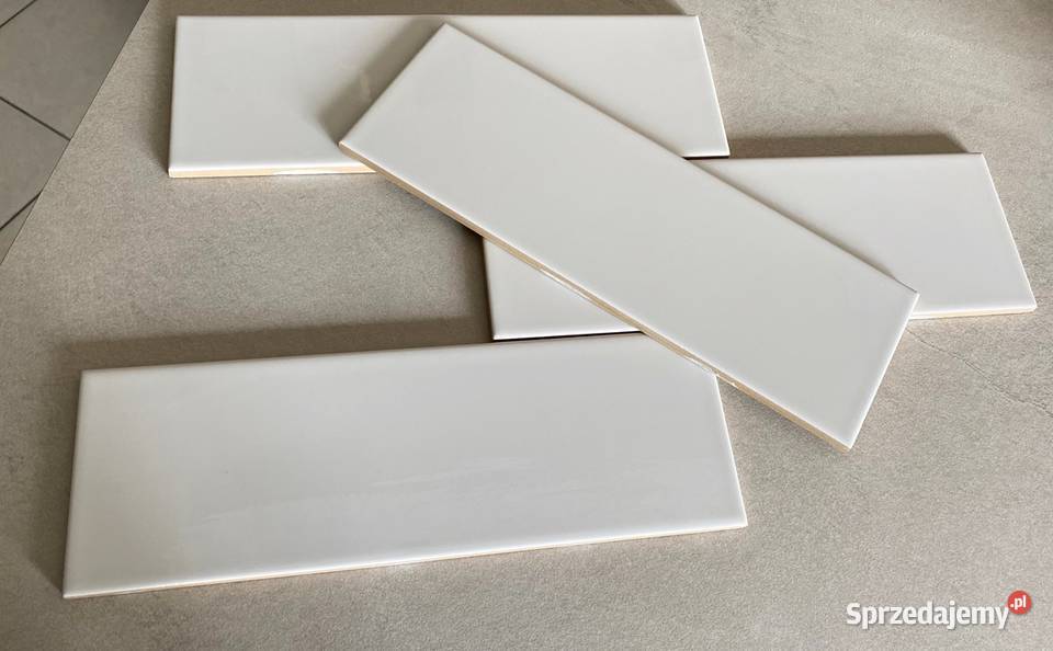 płytka ścienna 10x30 cegiełka biała połysk White Zakopane