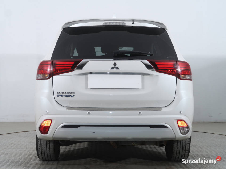 Mitsubishi Outlander 24 PHEV Bielany Wrocławskie
