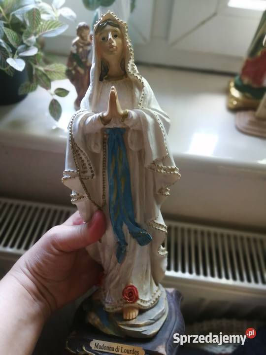 Figurki Matki Bożej i inne Nowe