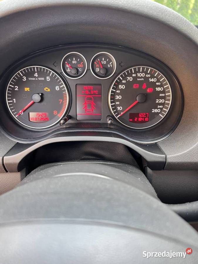 Audi a3 8p 16 Fsi 2007 benzyna 6 biegów 5 drzwi A3 Jasło
