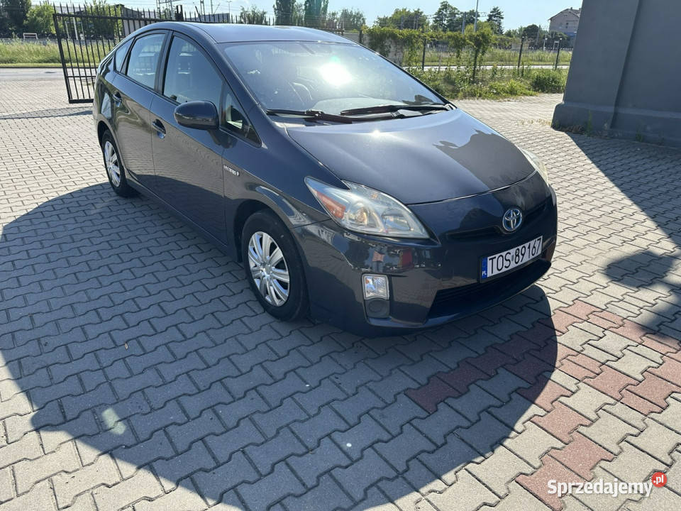 Toyota Prius 18 hybryda Zarejestrowany w Bateria klimatyzacja