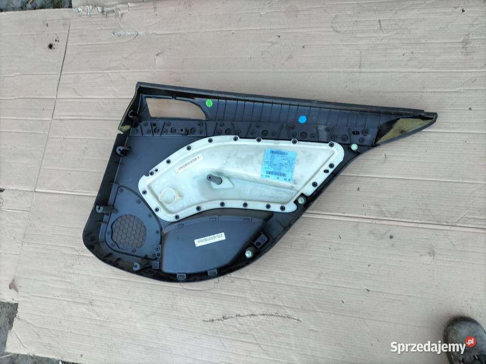 SKODA OCTAVIA II 2 BOCZEK DRZWI LEWY TYŁ Kamień-Kolonia