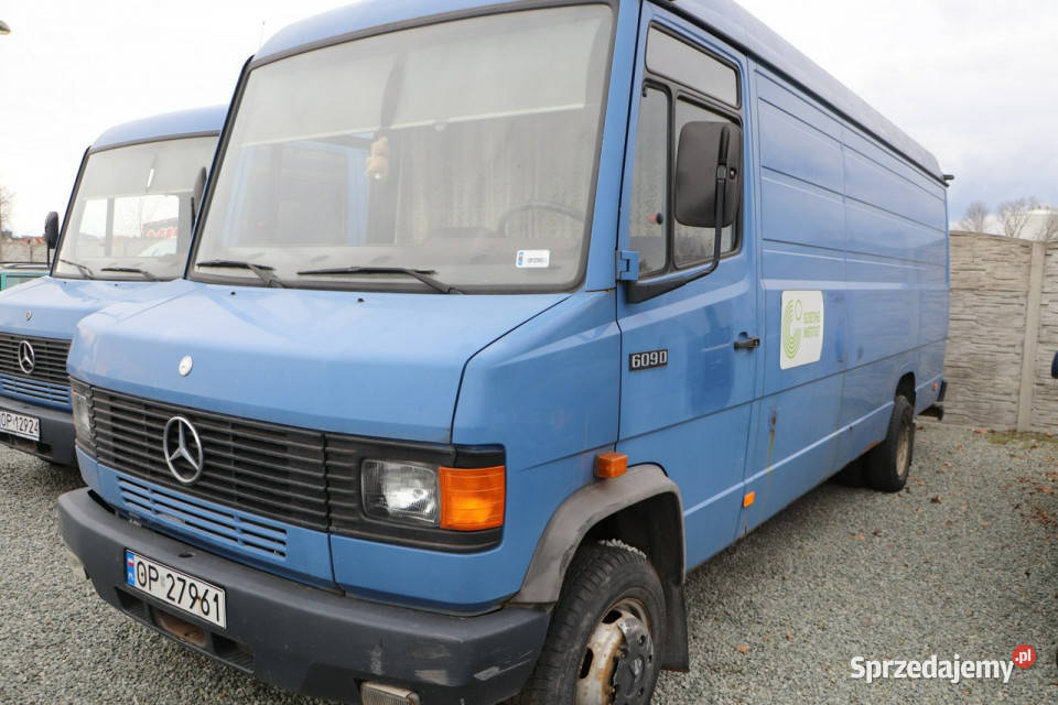 Mercedes 609 D wspomaganie zarejestrowany Opole sprzedam