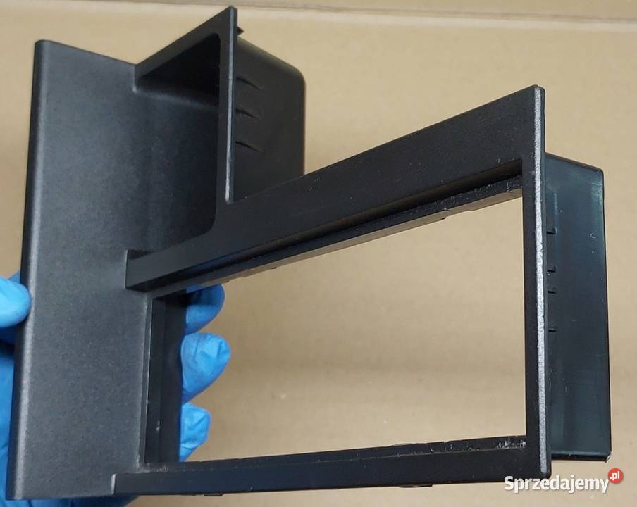 SCHOWEK PÓŁKA ZMIENIARKI VW TOURAN 1T0858373E Mielęcin
