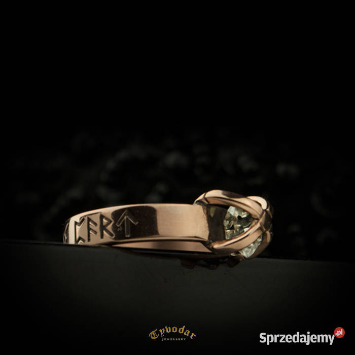 PIERŚCIONEK ZARĘCZYNOWY Z RUNAMI TYVODAR Warszawa