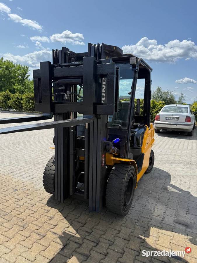 wózek widłowy HYUNDAI 33D9E Kubota 3000 Triplex diesel łódzkie Działoszyn sprzedam