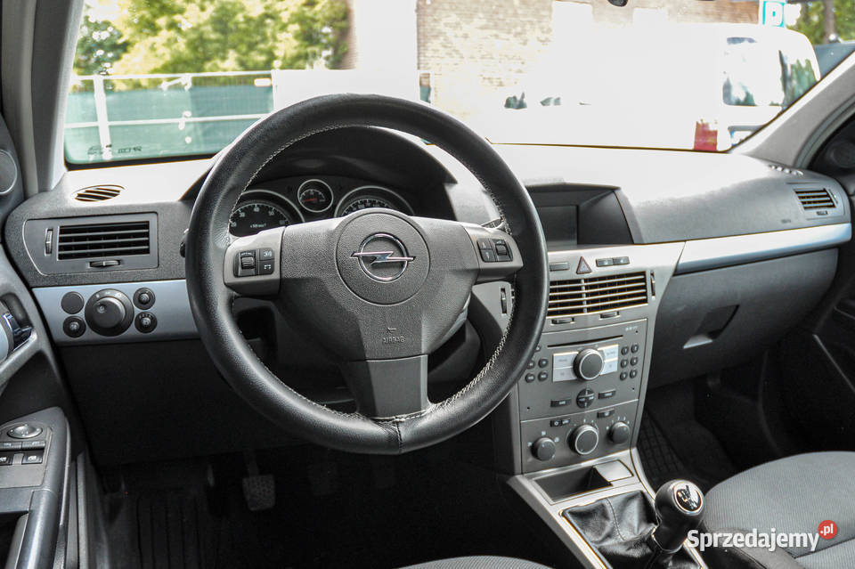 Opel Astra 16 188 1 właściciel Bezwypadkowy nieuszkodzony Wrocław