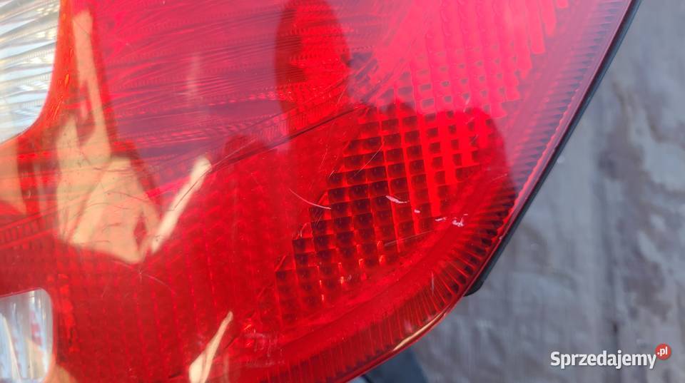 SKODA FABIA II LAMPA PRAWA TYLNA TYŁ 5J6945096 Ruda Śląska