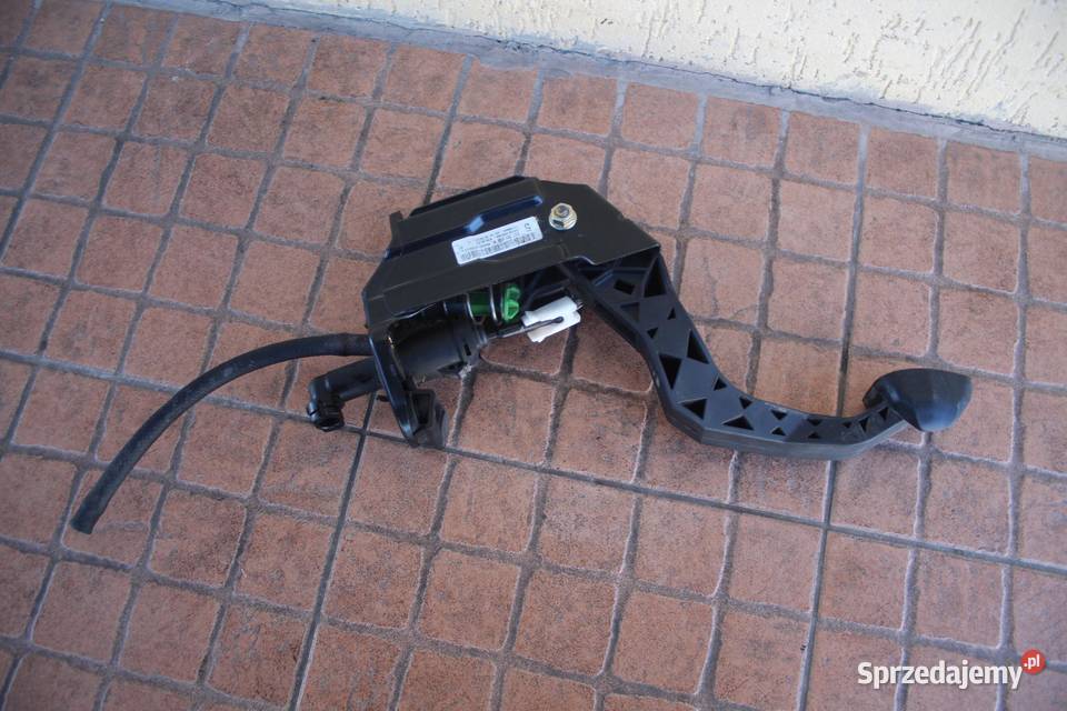 PEDAŁ SPRZĘGŁA SKODA FABIA I 12 6Q1721059M