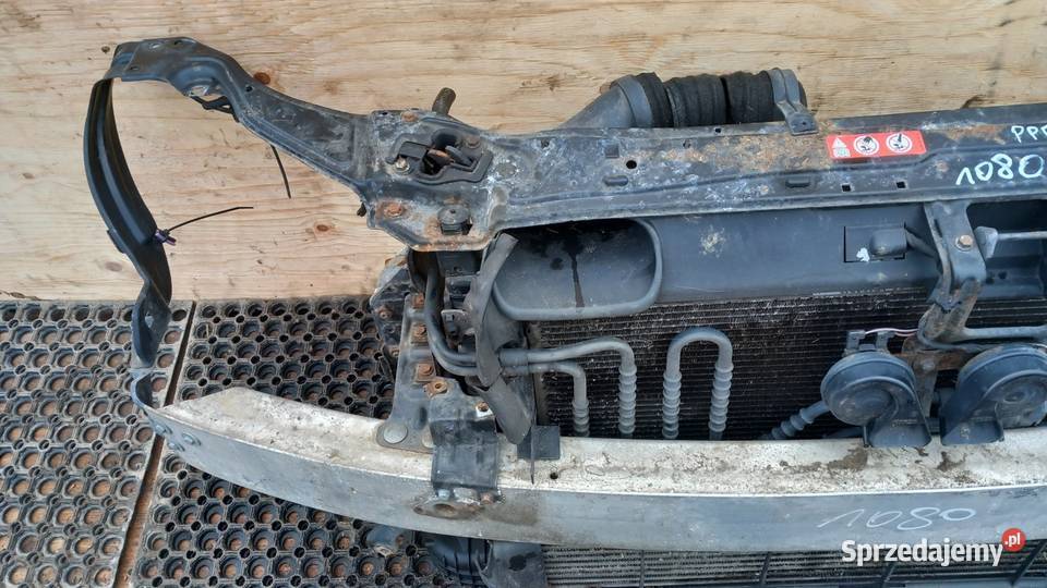 MERCEDES W203 LIFT SEDAN 22 CDI PAS PRZEDNI Zbierkowo