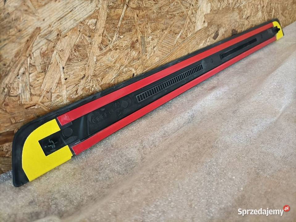 AUDI A4 B9 8W LISTWA PROGOWA OZDOBNA PRAWY PRZÓD osobowe Pleszew sprzedam