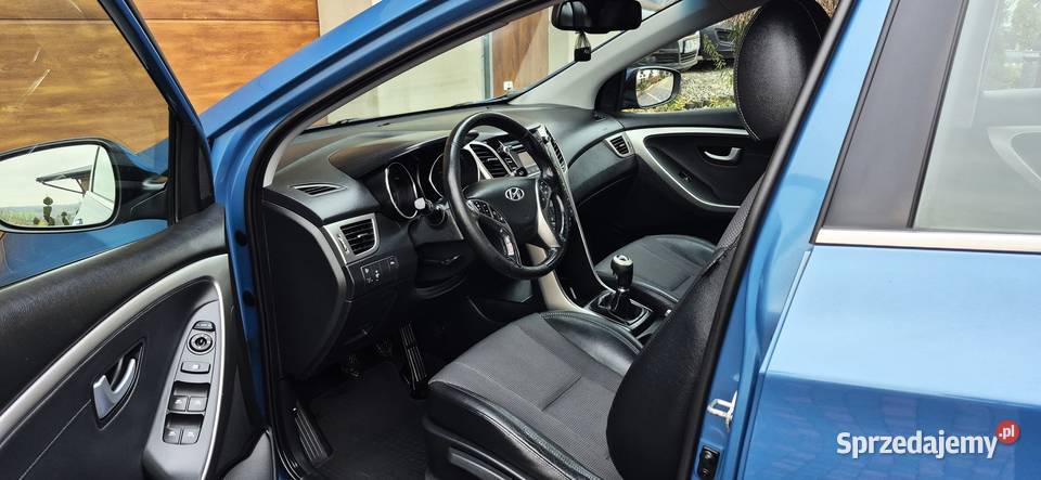 HYUNDAI I30 16 BENZYNA KEYLESS SKÓRY LED 2x PDC Tarnów