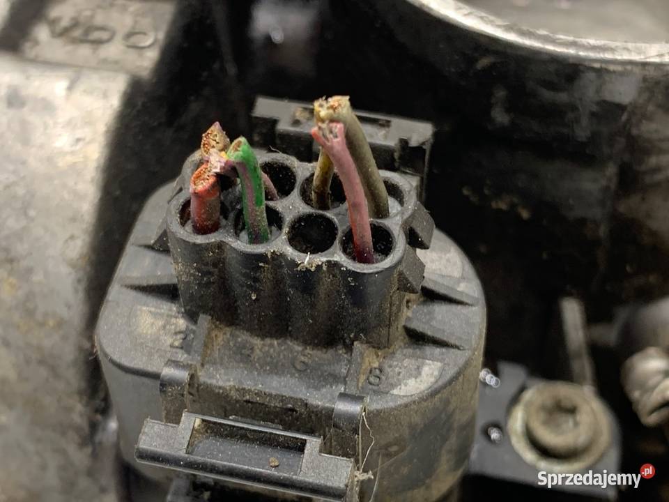 PRZEPUSTNICA AUDI A6 C4 408237210 18 125 9497 sprzedam