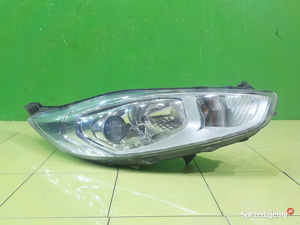 FIESTA MK7 LIFT 10 B 13r HB 3D lampa prawa przod osobowe Suków sprzedam