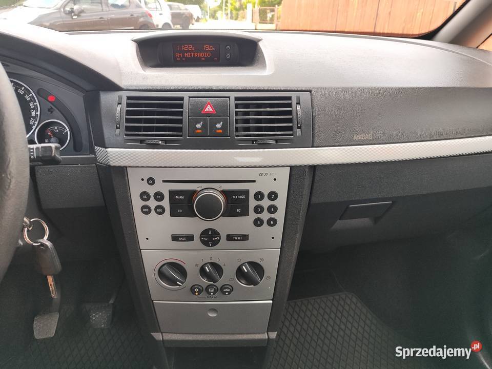 18 Benzyna 125 Super Wyposażenie Mały Przebieg Nysa