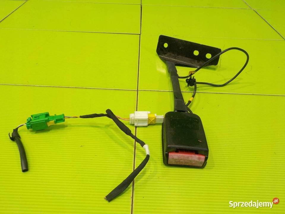 PEUGEOT 308 I CC LIFT 12r zapinka pasa lewa Suków