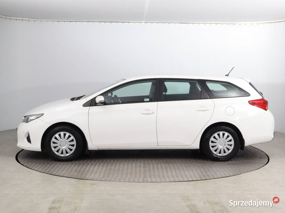 Toyota Auris 16 Valvematic ABS Bielany Wrocławskie