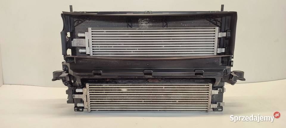 VOLVO XC40 KOMPLET CHŁODNIC WENTYLATOR HYBRID