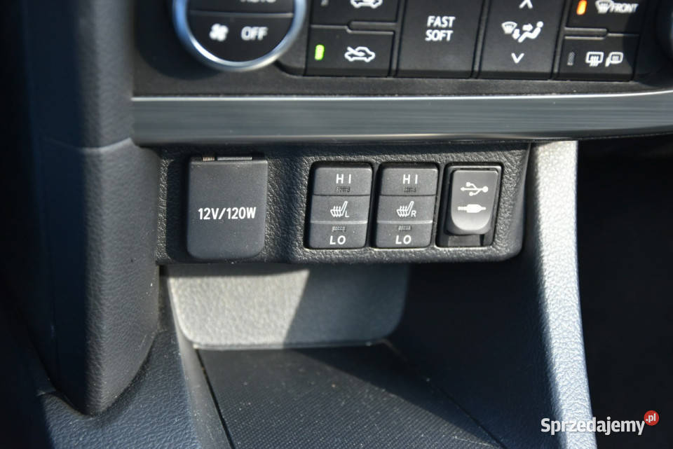 Toyota Auris 20D4D 124 2013r Climatronic Kamera 1998cm3 sprzedam