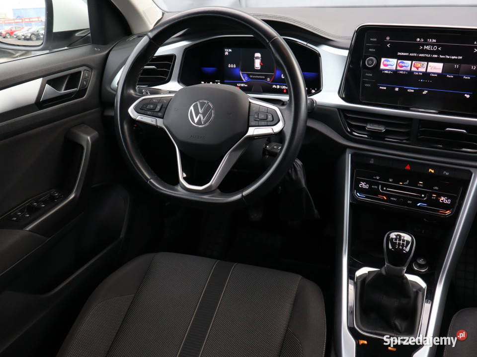 VW TRoc 10 TSI Samochody osobowe Bielany Wrocławskie