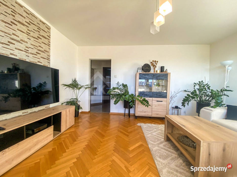 3pokojowe mieszkanie 70 m Ustronie Placowa piwnica Radom sprzedam