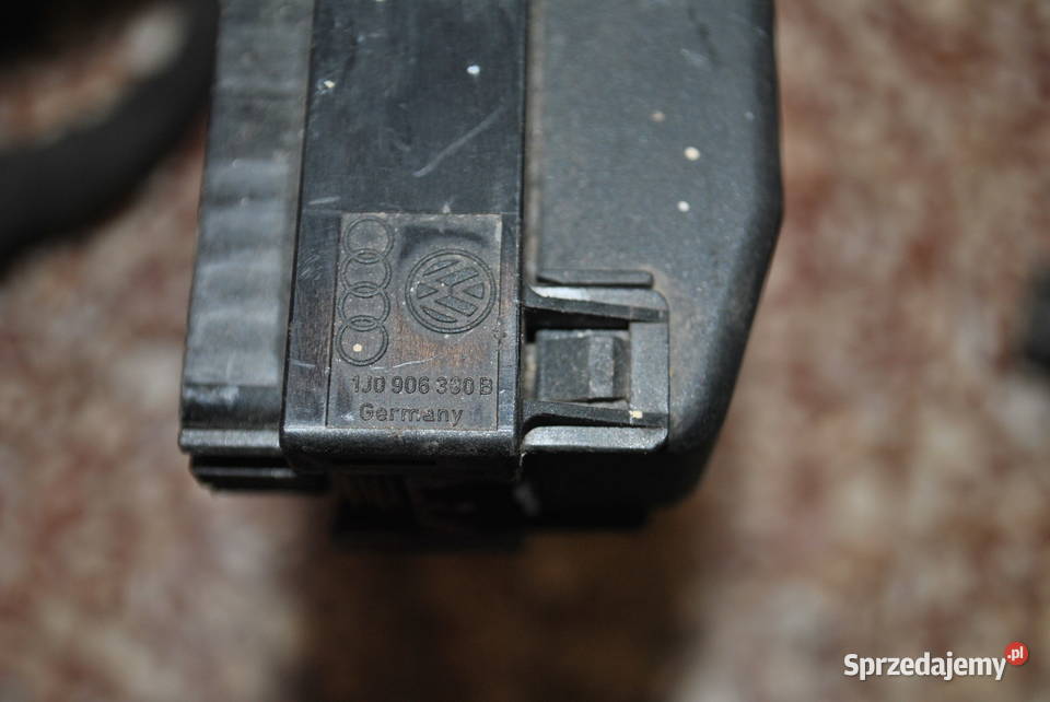 Kompletna wiązka silnika AKQ 14 16V Volkswagen Poręba sprzedam