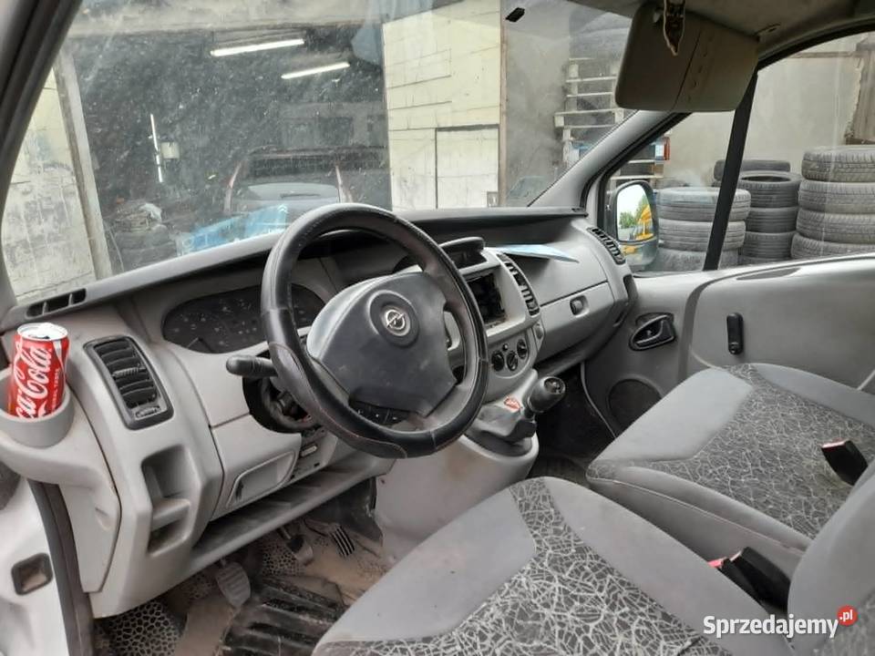 Opel Vivaro2002 r19 DTIUszkodzony SilniCałość Vivaro łódzkie sprzedam