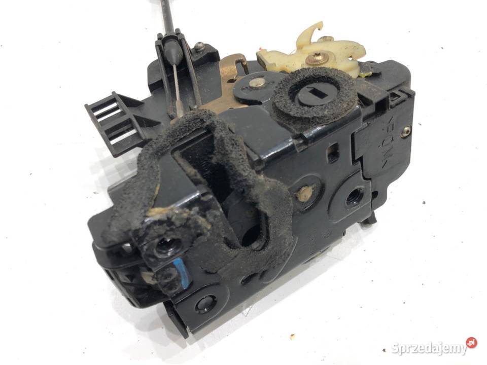 ZAMEK DRZWI PRAWY TYŁ VW POLO IV 9N Hatchback