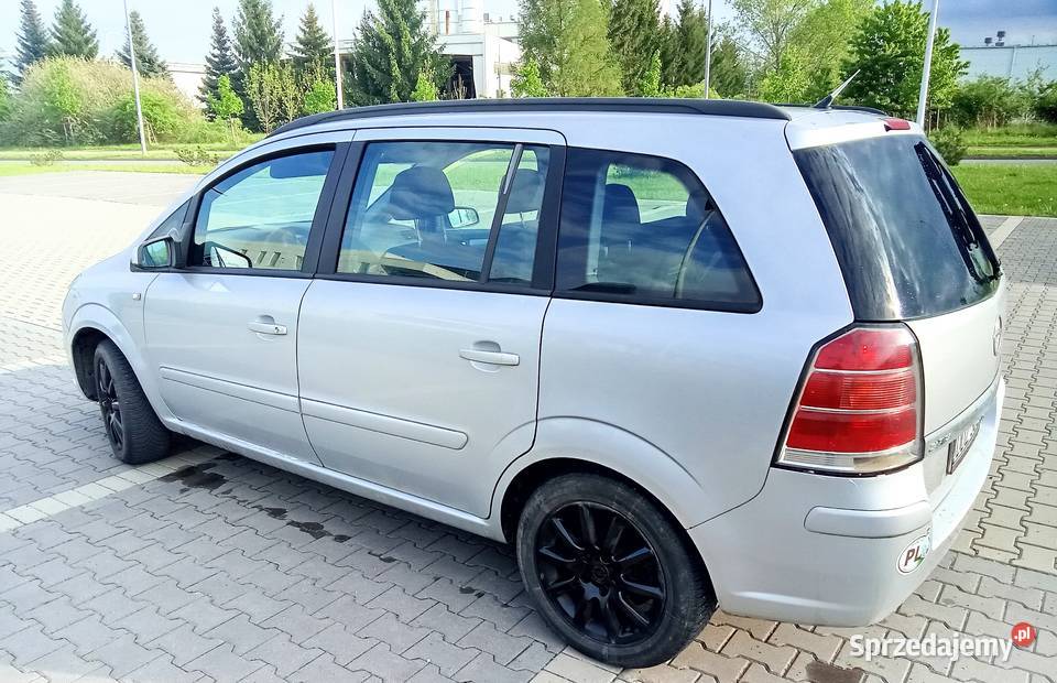 Opel Zafira 7 foteli 16 benz Zafira sprzedam