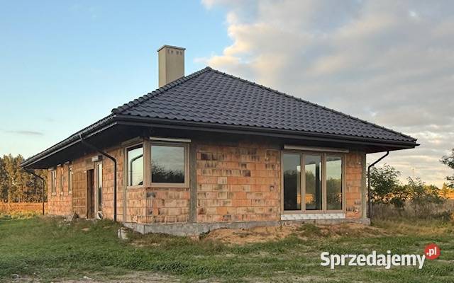 Na sprzedaż dom jednorodzinny w miejs Benignowo 1188m2