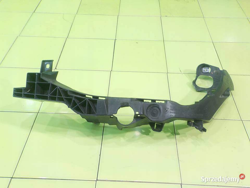 BMW E92 LIFT 20D AUT 10r 2D slizg pod lampe lewy