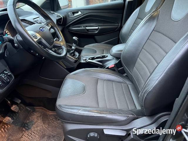 sprzedam samochód osobowy Ford Kuga 15 benzyna Rok produkcji 2015 Bielsk sprzedam
