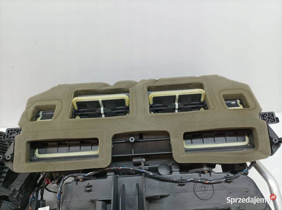 NAGRZEWNICA EUROPA KOMPLETNA P68430171AA Dodge Rok produkcji 2019 sprzedam