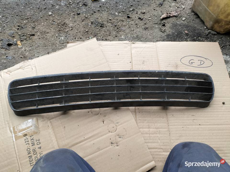 AUDI 80 B4 KRATKA ZDERZAKA Kamień-Kolonia