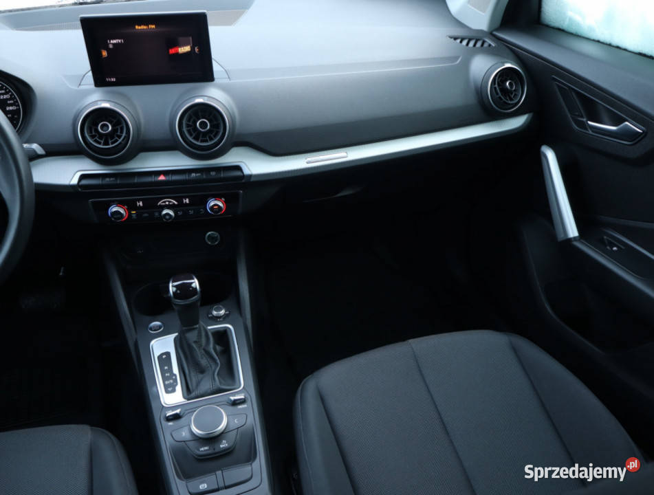 Audi Q2 35 TFSI asystent pasa ruchu Piaseczno