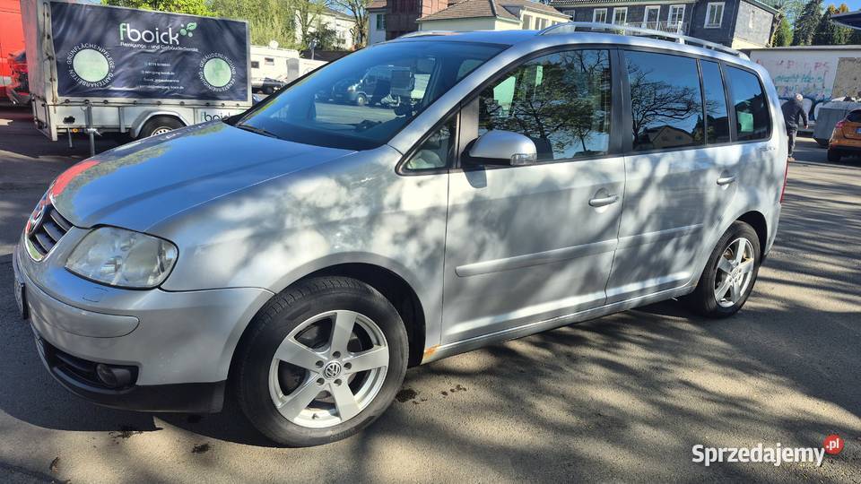 Volkswagen Touran 16Fsi 2005 Okazja garażowany małopolskie Kraków sprzedam