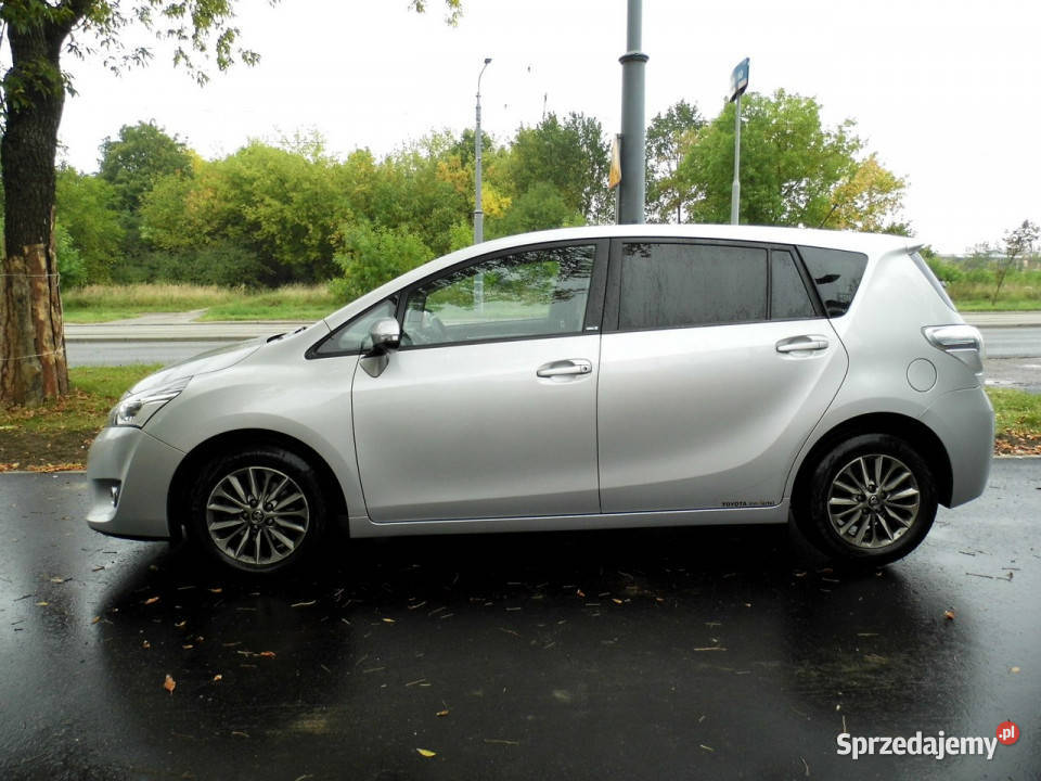 Toyota Verso manualna łódzkie Łódź