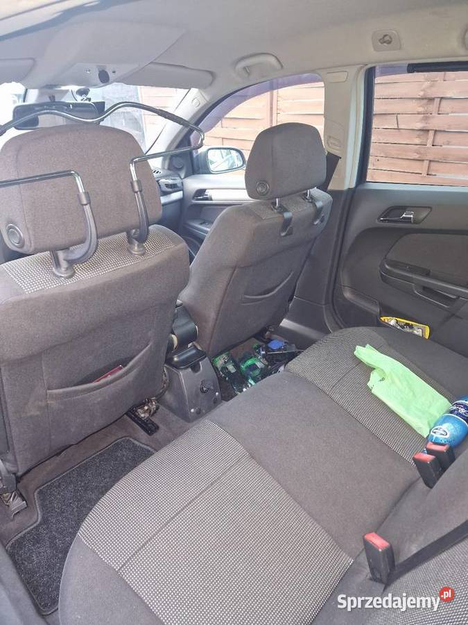 Opel astra kombi benzyna 170 welurowa tapicerka Łosice