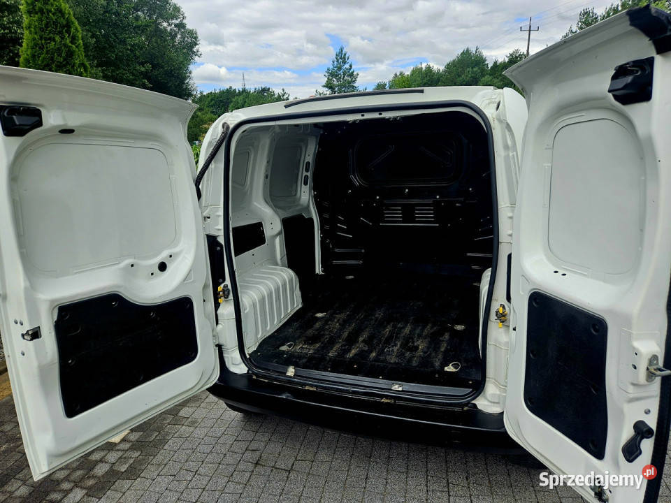 Fiat Fiorino 13 JTD 80 Salon Iwłaściciel immobilizer Skępe sprzedam
