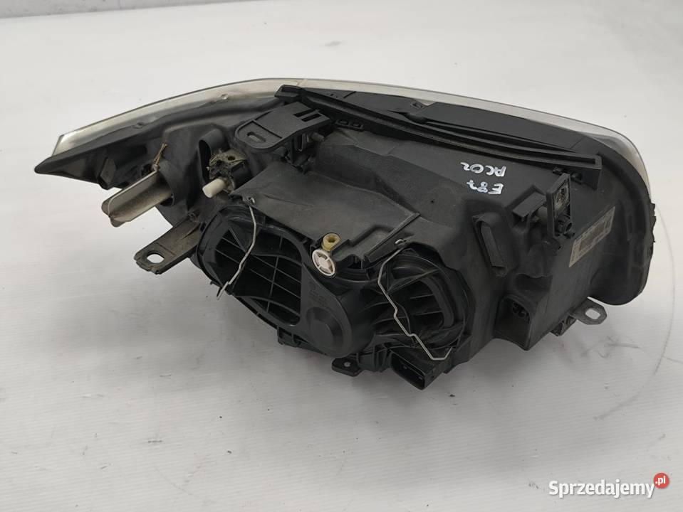 LAMPA LEWY PRZÓD EUROPA BMW 1 E87 E81 LIFT osobowe sprzedam
