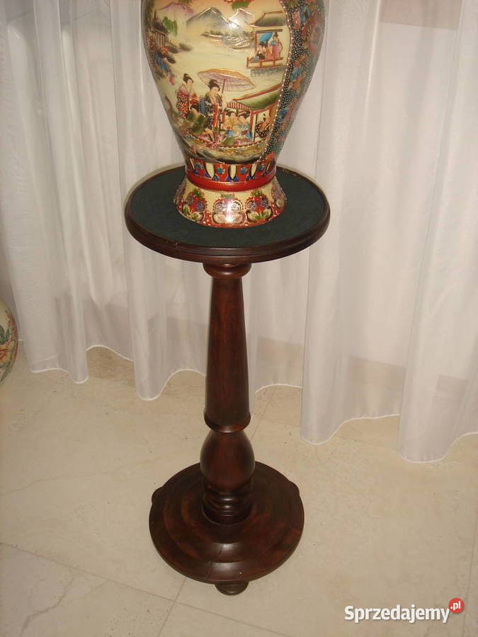 Kwietnik postument słupek stary Łódź