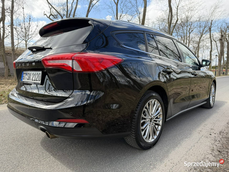 Ford Focus MK4 Titanium 15 EcoBlue 120 Automat lakier metallic Focus