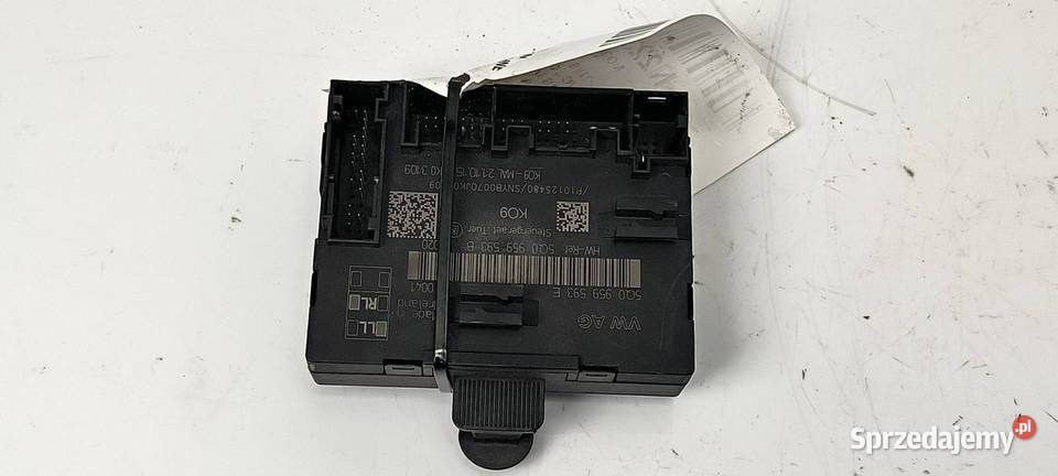 MODUŁ VOLKSWAGEN PASSAT B8 RLINE 5Q0959593E Części samochodowe Lipno