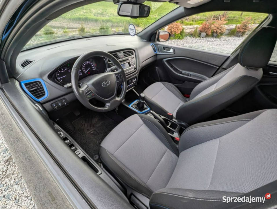 Hyundai i20 12 benzyna Lampy Ledowe II 20142020 1248cm3